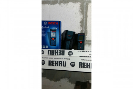 Лазерный дальномер Bosch GLM 40 Professional (0.601.072.900)